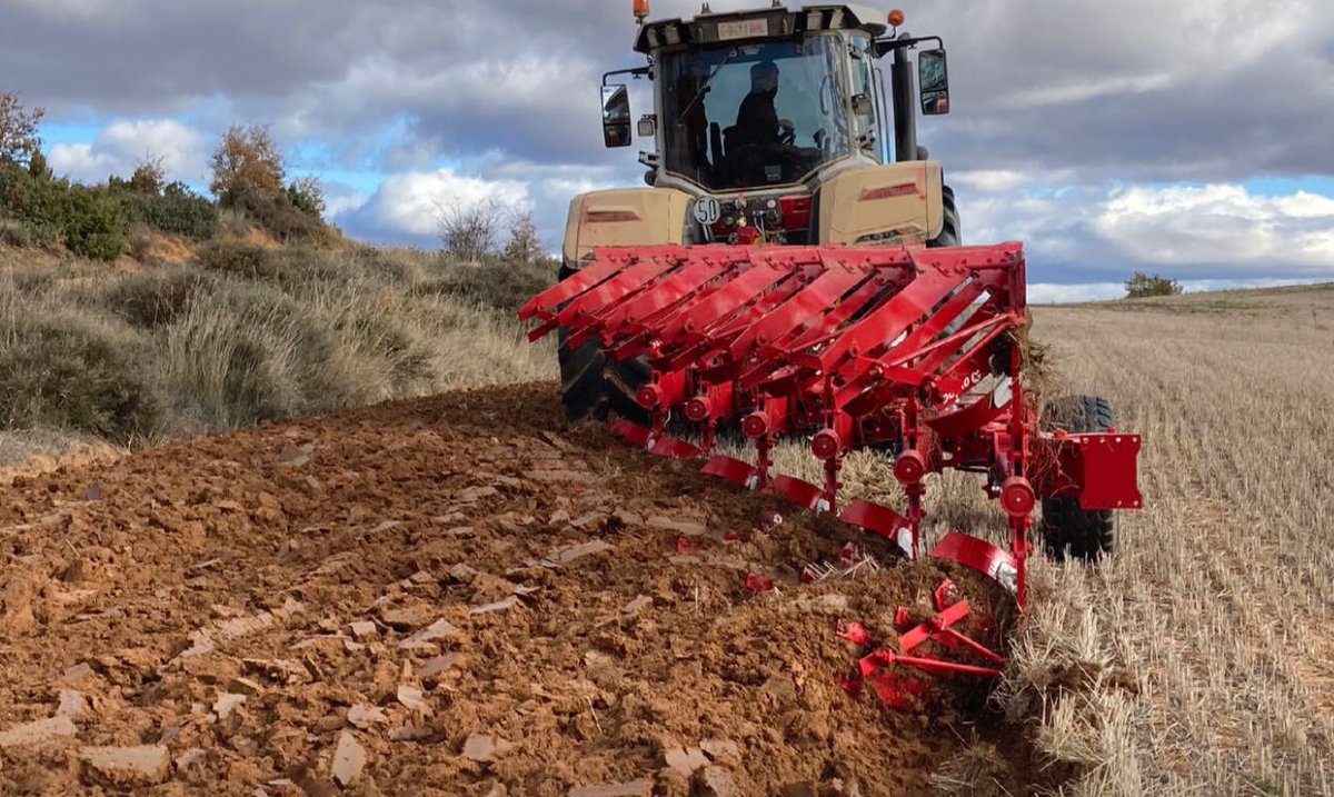 noticiasmaquina's tweet image. Ovlac presenta su última innovación en arados, el XPerience dlvr.it/TFBh11 #AGRÍCOLA #arados #ovlac #XPerience noticiasmaquinaria