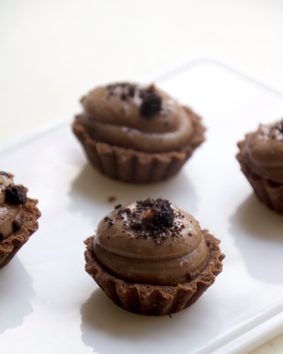 theingredients_'s tweet photo. Chocoffee tartlets! Creamy and overloaded filling more than the brim!

#theingredients #bandarenstek #bakeryseremban https://t.co/MgAyI13Vyr