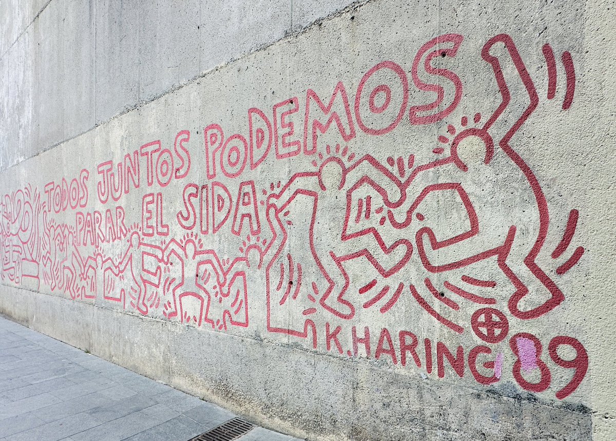 RawCreativity's tweet image. Yesterday the @RGeography trip spent the day in Barcelona learning about regeneration and the movement for Catalonian independence