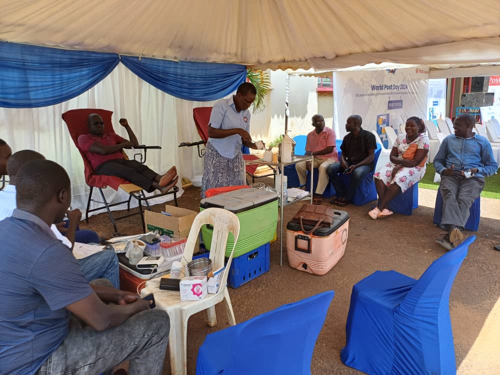 ubtsug1's tweet image. Posta Uganda partnered with Gulu RBB to conduct a blood donation drive in commemoration of world post day 2024. The drive is running from 8th to 10th Oct 2024.@postbankug @RotaryGulu @gulu
