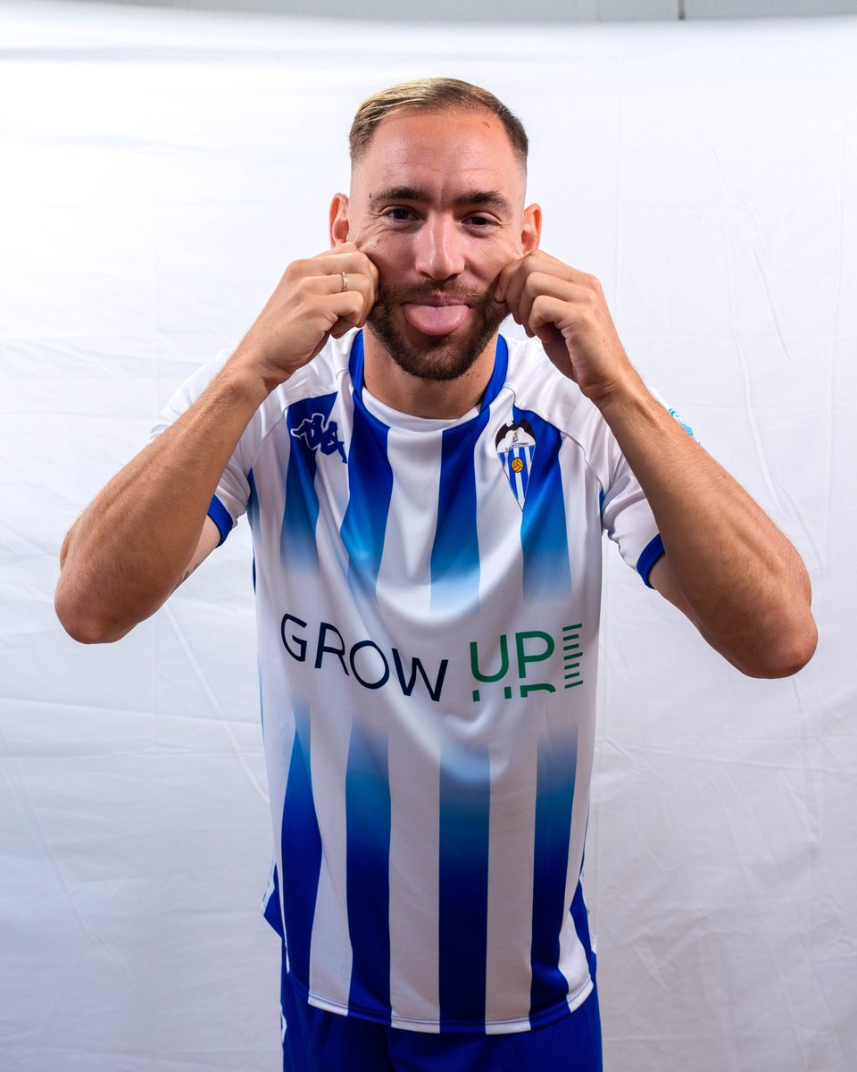 El <a href="/CD_Alcoyano/">CD Alcoyano SAD</a> juega ante el <a href="/Fuenla/">CFFuenlabrada</a> y <a href="/crherrera7/">cristian herrera</a> ha asegurado que "fuera de casa tenemos que dar un paso adelante y la gente de arriba hemos de aportar más. Podemos dar la cara ante cualquier rival, calidad hay. El último partido fue un subidón y pude sacar la rabia que tenía"