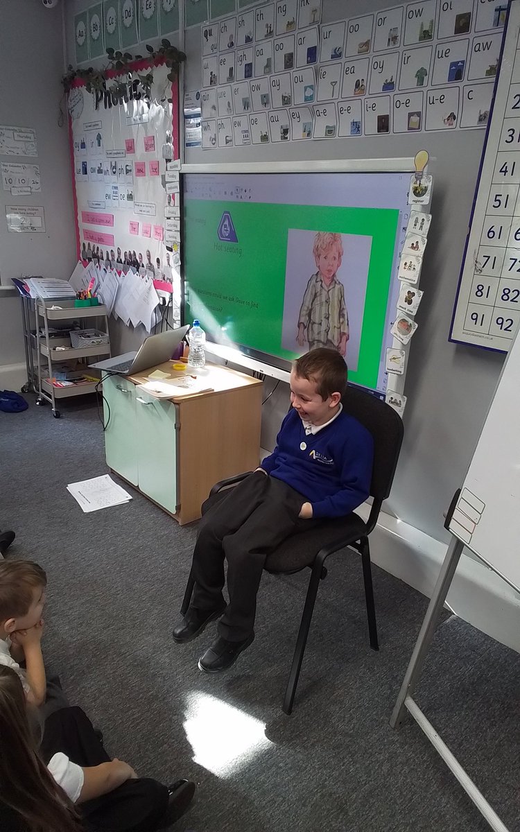 Year 1 Simpson’s Lane tweet media