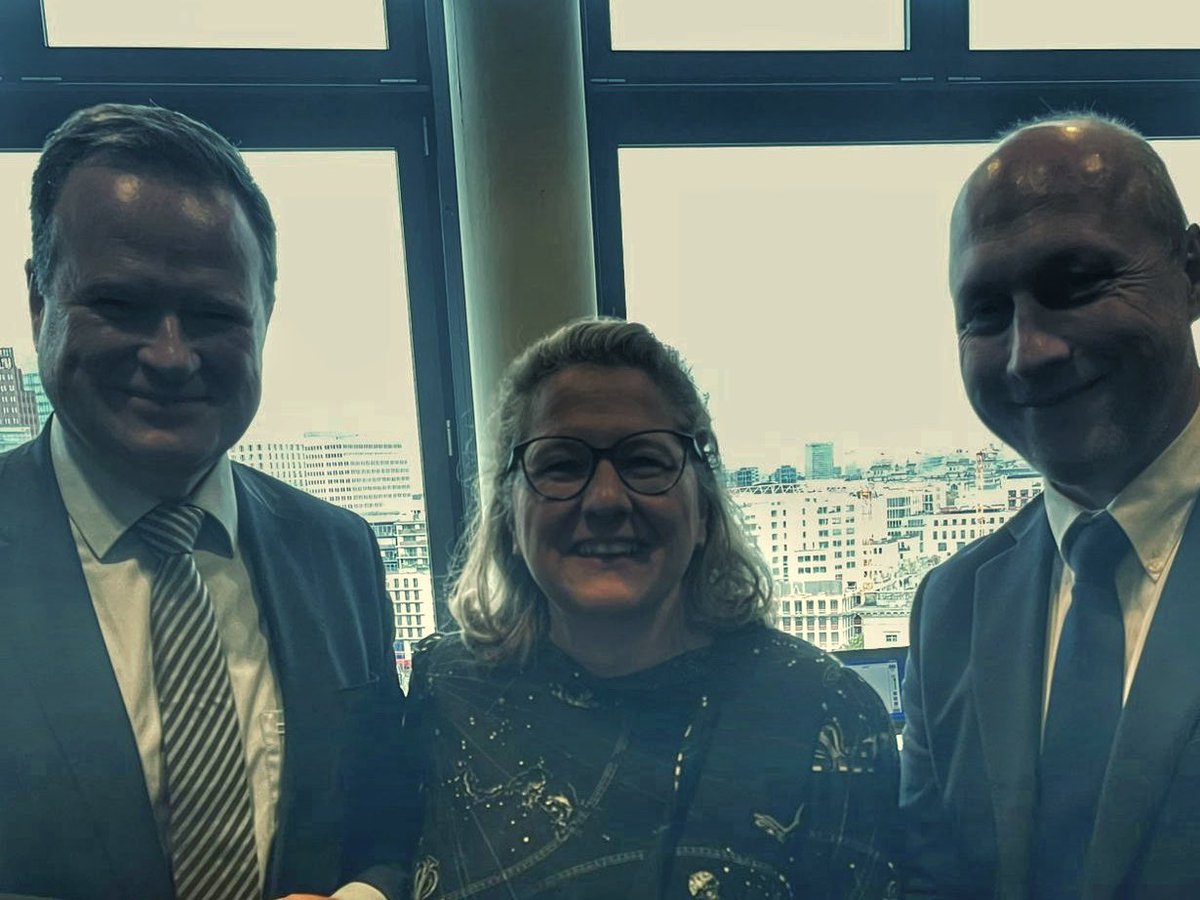 Robert Řehák (@robert_rehak) on Twitter photo Thank you Minister <a href="/SvenjaSchulze68/">Svenja Schulze</a> and Commissioner Frank Schwabe for hosting our #IRFBA - #TheArticle18Alliance Ministerial Conference at your German Federal Ministry for Economic Cooperation and Development to discuss #FoRB and #AI 🇩🇪🤝 <a href="/BMZ_Bund/">Bundesentwicklungsministerium</a> #ReligiousFreedom <a href="/CzechMFA/">Czech Ministry of Foreign Affairs</a> Thank you Minister <a href="/SvenjaSchulze68/">Svenja Schulze</a> and Commissioner Frank Schwabe for hosting our #IRFBA - #TheArticle18Alliance Ministerial Conference at your German Federal Ministry for Economic Cooperation and Development to discuss #FoRB and #AI 🇩🇪🤝 <a href="/BMZ_Bund/">Bundesentwicklungsministerium</a> #ReligiousFreedom <a href="/CzechMFA/">Czech Ministry of Foreign Affairs</a>