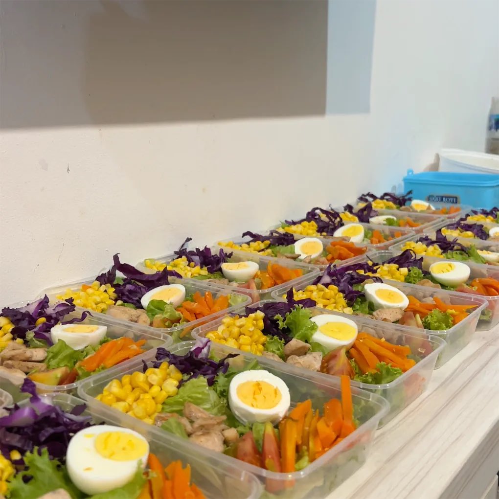 SALAD SAYUR & BUAH TEMBALANG tweet media