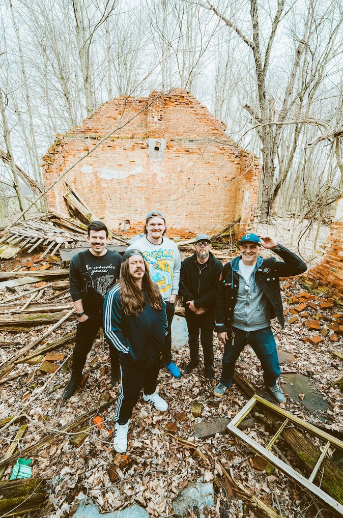magazine_1st's tweet photo. Surrender The Ghost – Let Out The Energy
https://t.co/0ZGVlKl3It
#friendshipinmusic #bandfriendship #comebackstory #alternativerock #BandAnnouncement #Daytonmusic #MAEshow #BrandonEldridge #AlexScalzo #brotherhood #DIYband #Emotionalmusic #altrockscene #Columbusband https://t.co/T6NK2yvU24