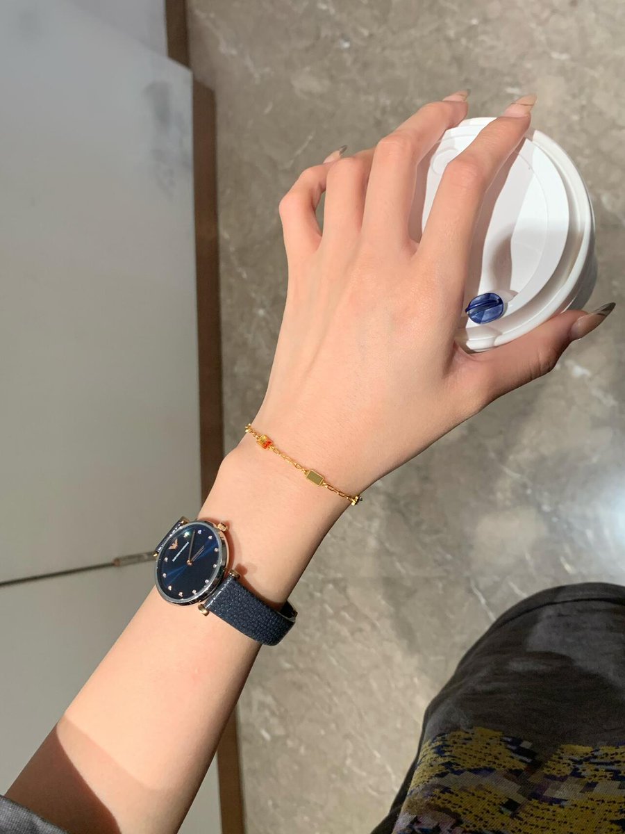 買い物に行って気に入ったものを見つけたら買う