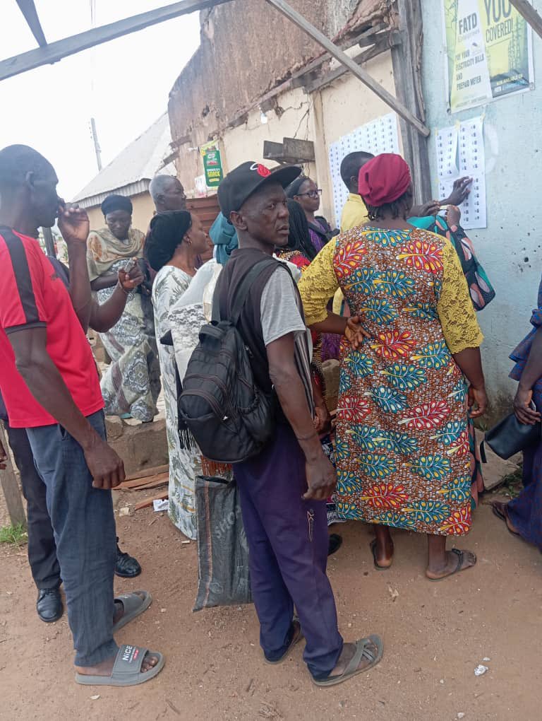 gparamallam's tweet image. Privileged yesterday to see grassroots democracy in action as an observer in 15 polling units in Jos-North. Engaged with PLASIEC officials, party agents and voters. I watched voters in Riyom and Jos-South also. Entirely peaceful exercise. Celebrating peace in Plateau and Nigeria.