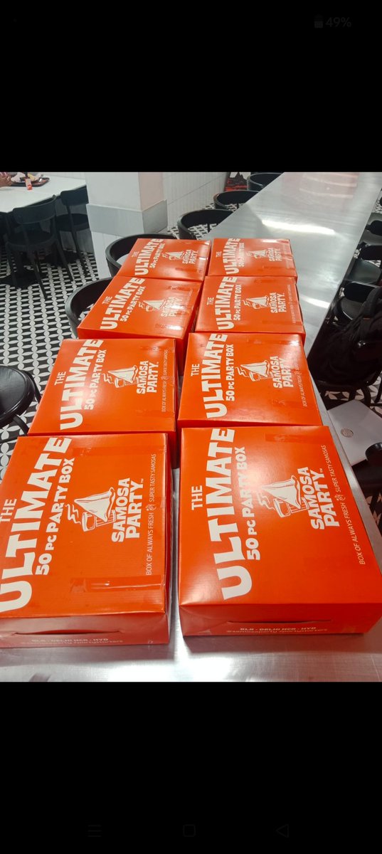 The #Ultimate Party deserves our #UltimatePartyStarter Box of samosas. 800 samosas for an office party! <a href="/Samosa_Party/">Samosa Party</a> <a href="/amit__nanwani/">Amit Nanwani</a> #Bengaluru #Gurgaon #Hyderabad