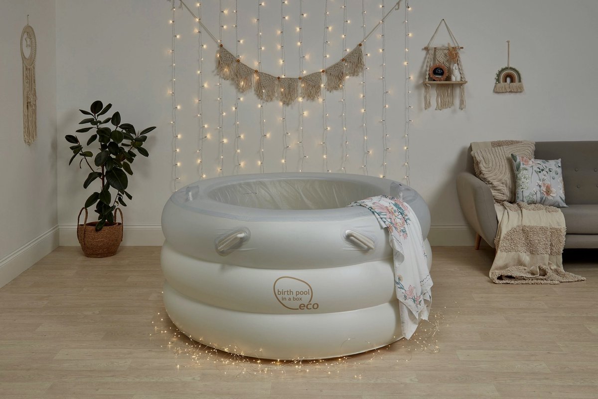 Introducing our White Pool 🤍🌾🪷 

Your Calm Oasis for a Transformative Birth Experience 💫

Can you picture it? The soft glow of fairy lights, calming water cradling you, and the most serene setting for your perfect birth experience.