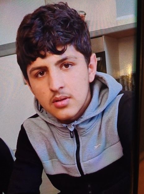 MerPolSthLpool's tweet photo. MISSING | Have you seen 12-year-old Baseer Jan from Speke?

Baseer has been missing from home since yesterday and was last seen on Shipley Walk, near Morrisons, in Speke at around 1am this morning.

DM @MerPolCC or call 101 to get him home safely. 

More:
https://t.co/8QBX9waL68 https://t.co/kwvAbOJ3Nh