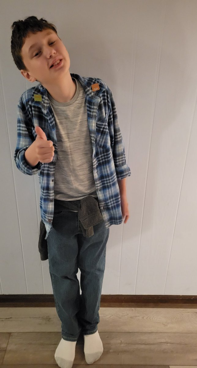 ARSonger's tweet photo. It's all about revisiting the Decades today.  Introducing 90s Grunge @cheetahstweet @StapletonLLS https://t.co/TZnkN4jx8d