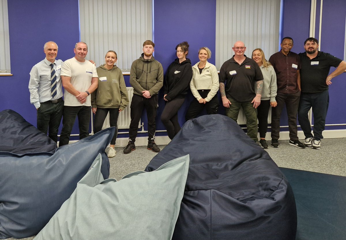 CPI_Europe's tweet photo. Meet our newest cohort of Safety Pod™ Training instructors, all set and ready alongside our wonderful Tim in the Sale training room last week! 🌟

Learn how the manufacturer’s approved and recommended training programme can transform your organisation 👉 https://t.co/52giVIuacT https://t.co/uAytkKaZXp
