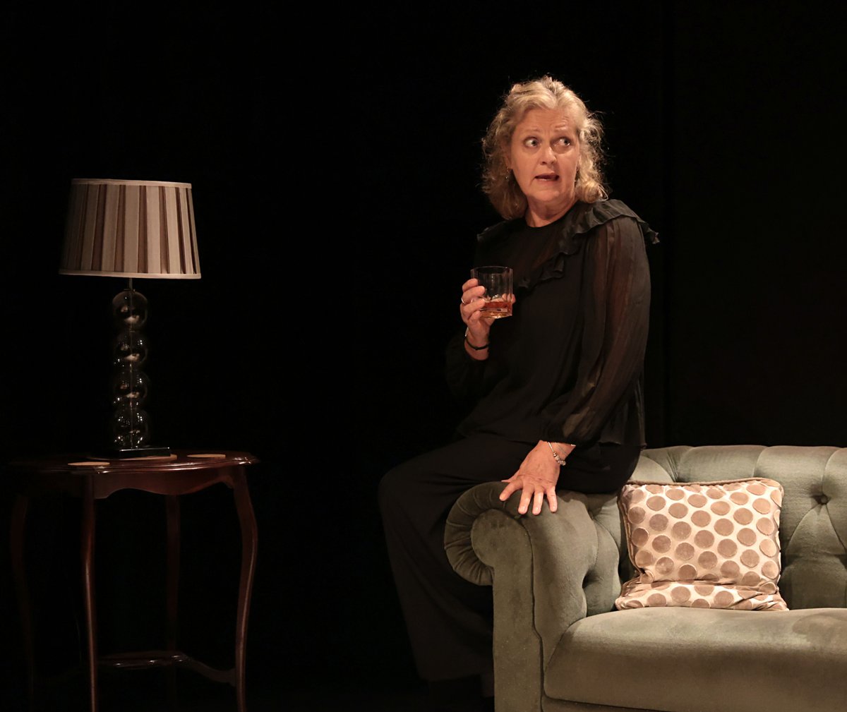 Only FIVE DAYS until #KIN hits the beautiful <a href="/AlnPlayhouse/">Alnwick Playhouse</a> 🎉 

Sisters-in-law Kay and Steph meet for the first time in years at the funeral of Robert McGregor, the most important man in both their lives.

📅 15 October
🎟 alnwickplayhouse.co.uk/event/kin/