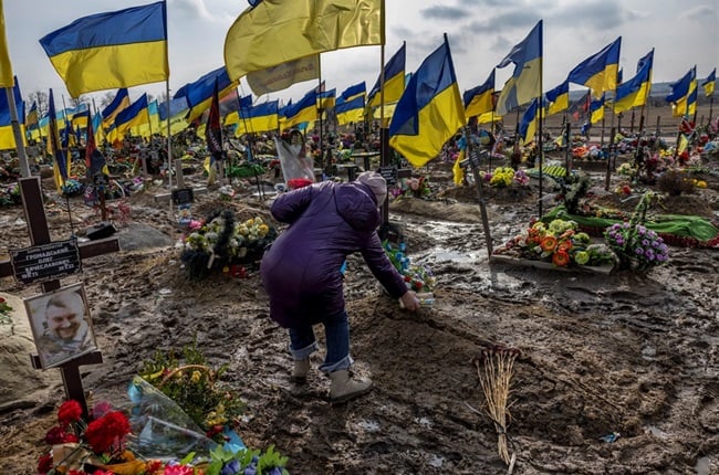 BowesChay's tweet photo. The astounding reality the Western Client media doesn't want you to hear. 

Ukraine has lost 646 aircraft, 283 helicopters, 33,335 unmanned aerial vehicles, 582 anti-aircraft missile systems, 18,560 tanks and other armoured fighting vehicles, 1,469 MLRS combat vehicles, 15,908 field artillery guns and mortars, and 27,098 units of support military vehicles

750,000 Ukrainian men have died

Russia continues to advance.