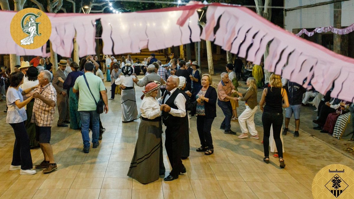 😍Inauguració de les Jornades Modernistes de #laGarriga amb una exposició, un sopar i un ball

✅T'expliquem els detalls a lagarriga.cat/actualitat/ina…