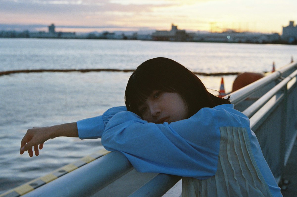 amanotaku_mA's tweet photo. 黄昏
#南はるかさんの透明感が好き
#南はるか 様( @m_hrk_photo )
#mer撮影会 様( @mer_photo )
#ポートレート
#一眼レフ
#写真好きな人と繋がりたい
#ファインダーの越しの私の世界
#フィルムカメラ
#CanonFX https://t.co/d0yiBKIBYA