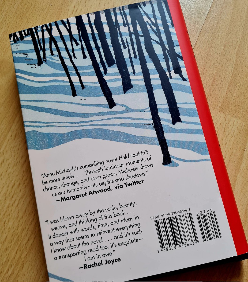 Alatarielle2's tweet photo. Had to get this lovely edition of #Held 😍 . #AnneMichaels #BookerPrizeShortlist https://t.co/XzwBZATHSp