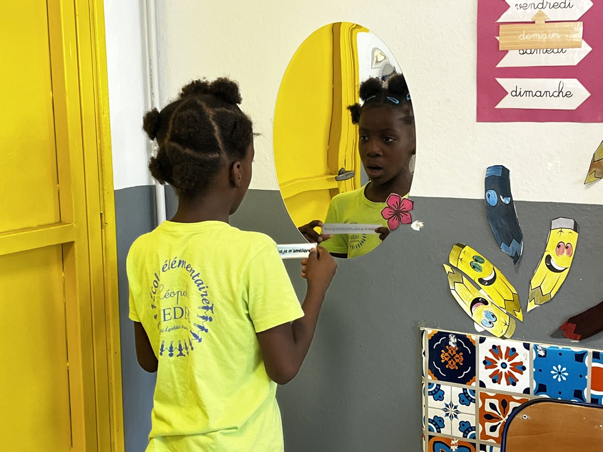 acguyane's tweet photo. Les CPS représentent un enjeu éducatif et sociétal majeur dans la réussite et l’épanouissement personnel de nos élèves. 
À l’école Léopold Heder elles sont mises en œuvre depuis 4 ans. Ils apprennent entre autres à exprimer leurs émotions, gérer leur stress… https://t.co/3ov8ZAPX5g