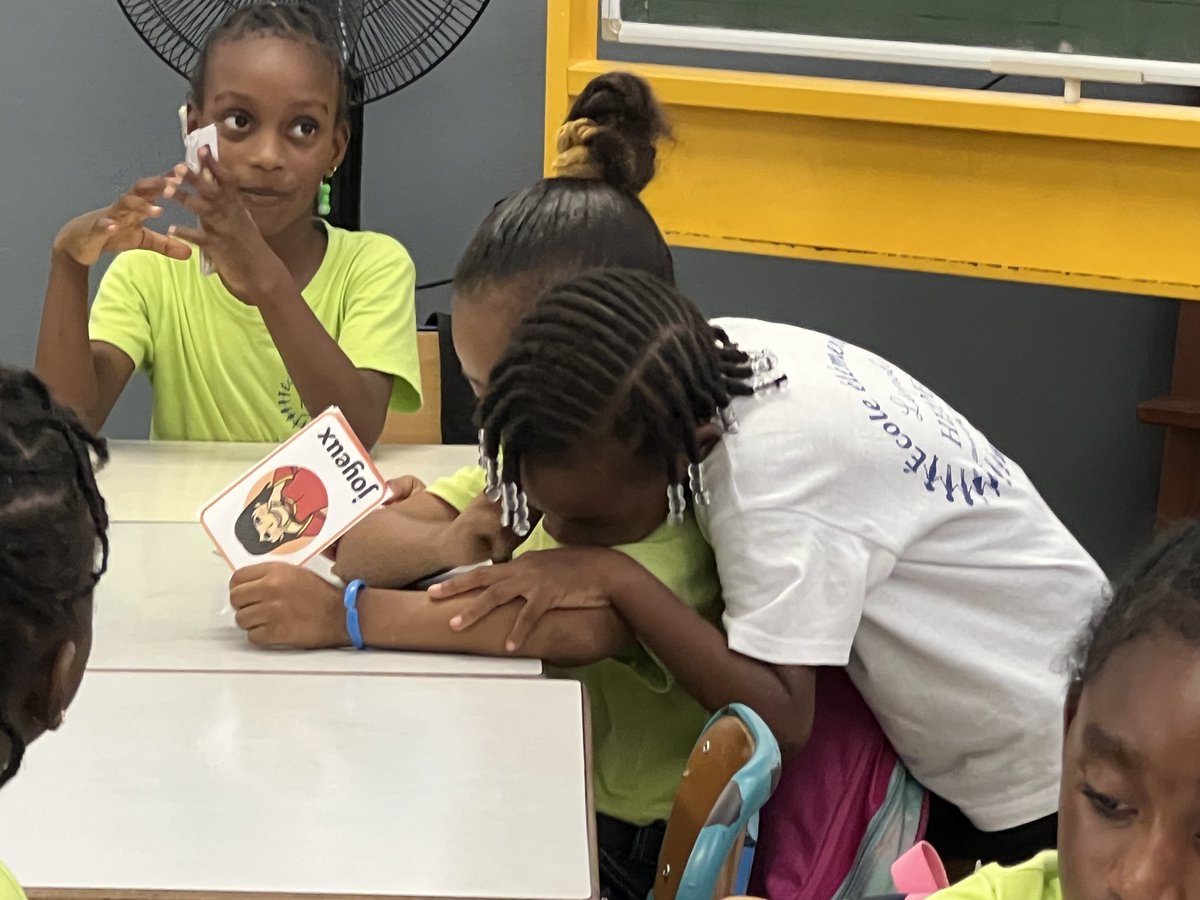 acguyane's tweet photo. Les CPS représentent un enjeu éducatif et sociétal majeur dans la réussite et l’épanouissement personnel de nos élèves. 
À l’école Léopold Heder elles sont mises en œuvre depuis 4 ans. Ils apprennent entre autres à exprimer leurs émotions, gérer leur stress… https://t.co/3ov8ZAPX5g