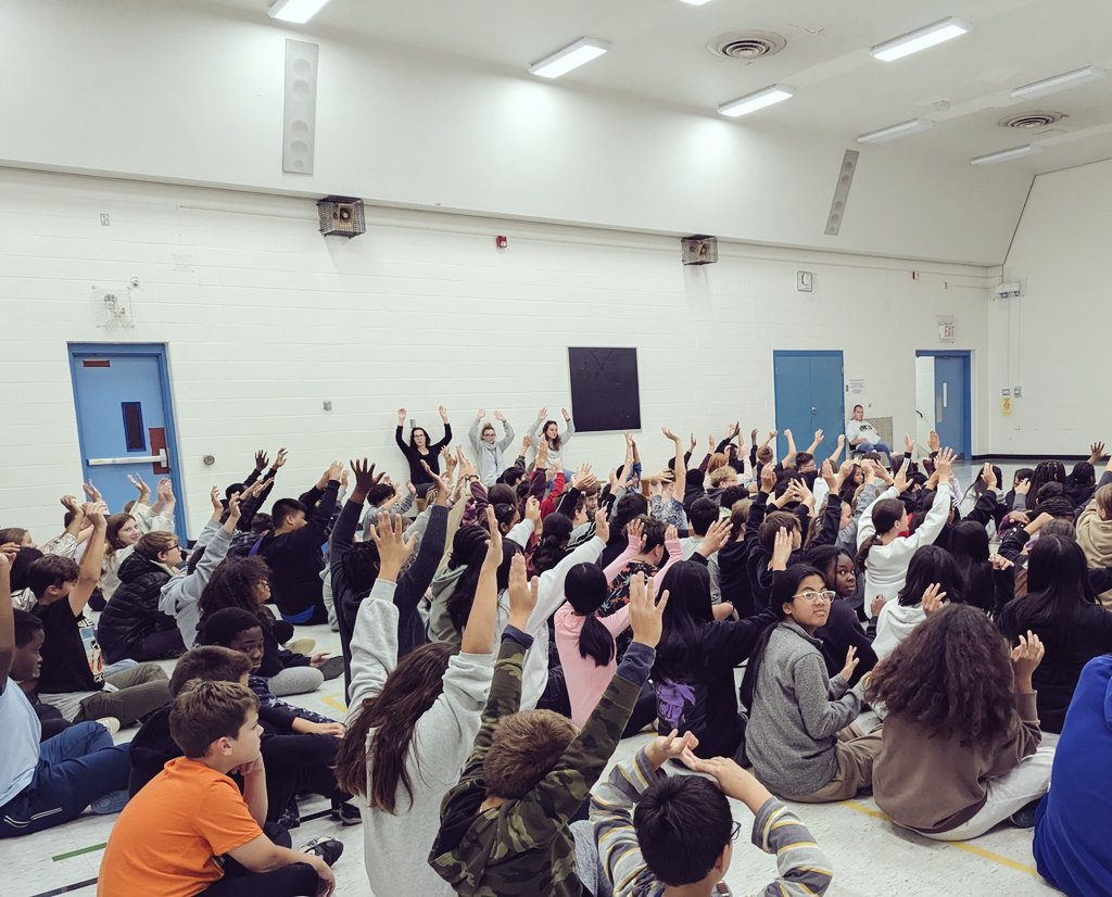 At Metropolitan Andrei, we marked #WorldMentalHealthDay by coming together as a community. Each division participated in guided breathing &amp; meditation sessions led by our incredible CYW, Mr. Nazar, helping us all focus on mindfulness and mental well-being. #MentalHealthMatters