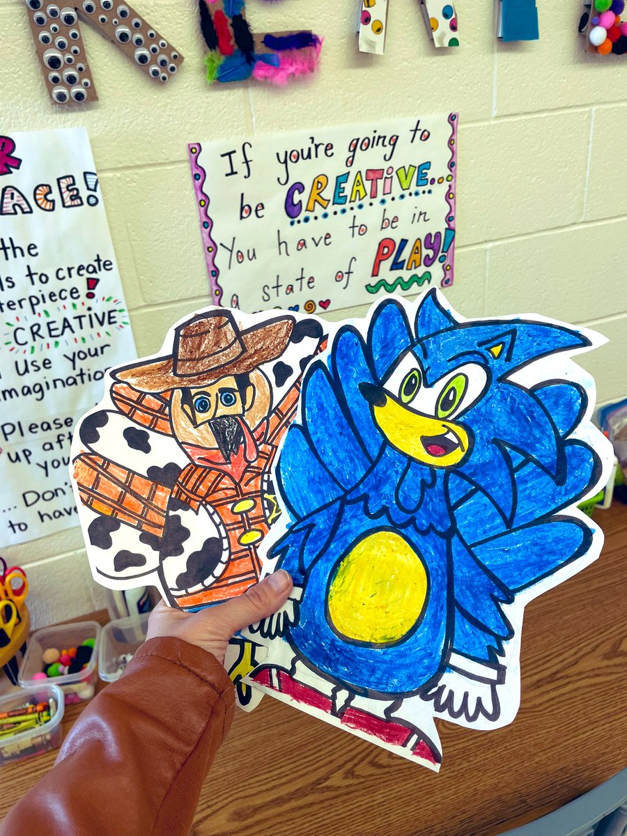 🥸 Nothing to see here, no turkeys in disguise over here! 🦃 Early finishers got creative this week with their ‘Turkeys in Disguise’ projects—one of my own little turkeys even joined the fun! 🎨 @StJoesActon #gobblegobble