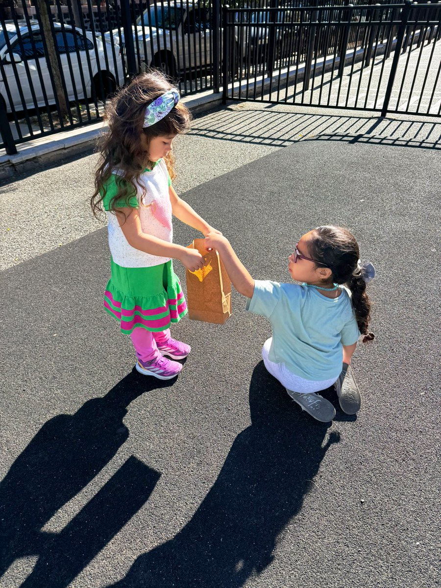 Jaclynn Sorensen tweet media