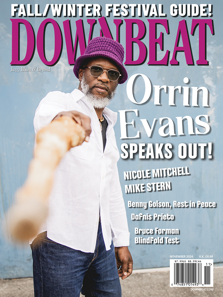 DownBeatMag's tweet image. ORRIN EVANS GRACES DB's NOVEMBER COVER
Pianist, composer, bandleader Orrin Evans speaks the truth in the November issue! Also flutist Nicole Mitchell, guitarist Mike Stern, Dafnis Prieto, a Bruce Forman Blindfold Test and Fall/Winter Festival Guide!
bit.ly/484KJ8A