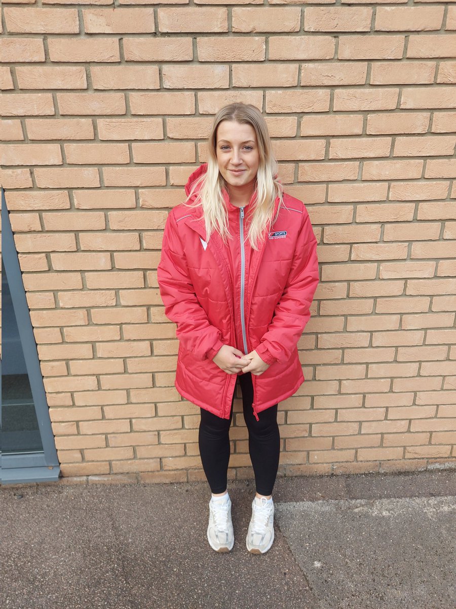 ⭐ New Sports Coach!⭐

Welcome <a href="/TaylorD45229583/">Taylor Dean</a>!👏

A great new addition to the Key Sports team and already settling into our schools.

Taylor plays football for <a href="/LincolnUtdWFC/">Lincoln United WFC</a> and has a passion for sports coaching and helping inspire more children into sport.