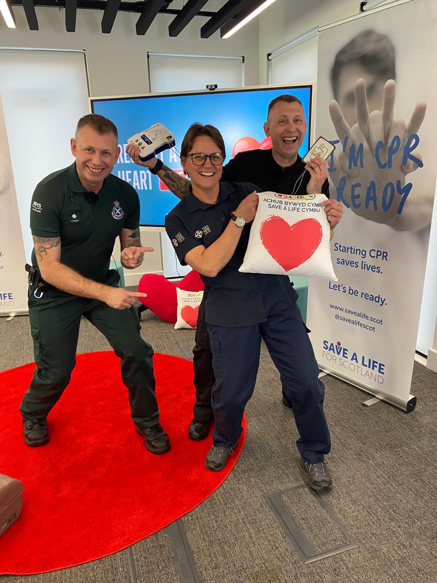 SaveALifeScot's tweet image. Another livestream is starting now!
Join us, learn CPR, and beat a world record.
Thank you to everyone who has joined us so far.
Special thanks to @SaveALifeCymru @Scotambservice @PoliceScotland @fire_scot @StAFirstAid @StJohnScot and South of Scotland Enterprise.