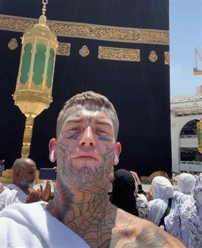 ياعاموس
الإسلام رحمة للعالمين
وباب التوبة مفتوح حتى قيام الساعة 
الحق نفسك مثل هذا الشخص وغيره واقبل على باب التوبه 
#السعوديه_اليابان
#إعصار_ميلتون