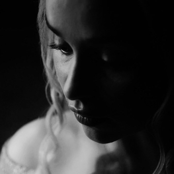 GOTColombia's tweet photo. “¿Mujer? ¿Eso es una forma de insultarme? Te devolvería la bofetada si te tomara por un hombre”.
—Daenerys Targaryen https://t.co/wihveqmMrB