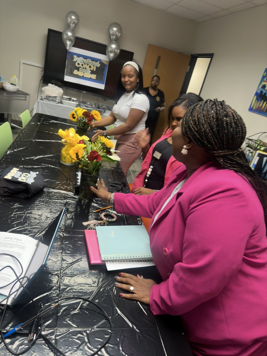 Lindsey Rutledge tweet media