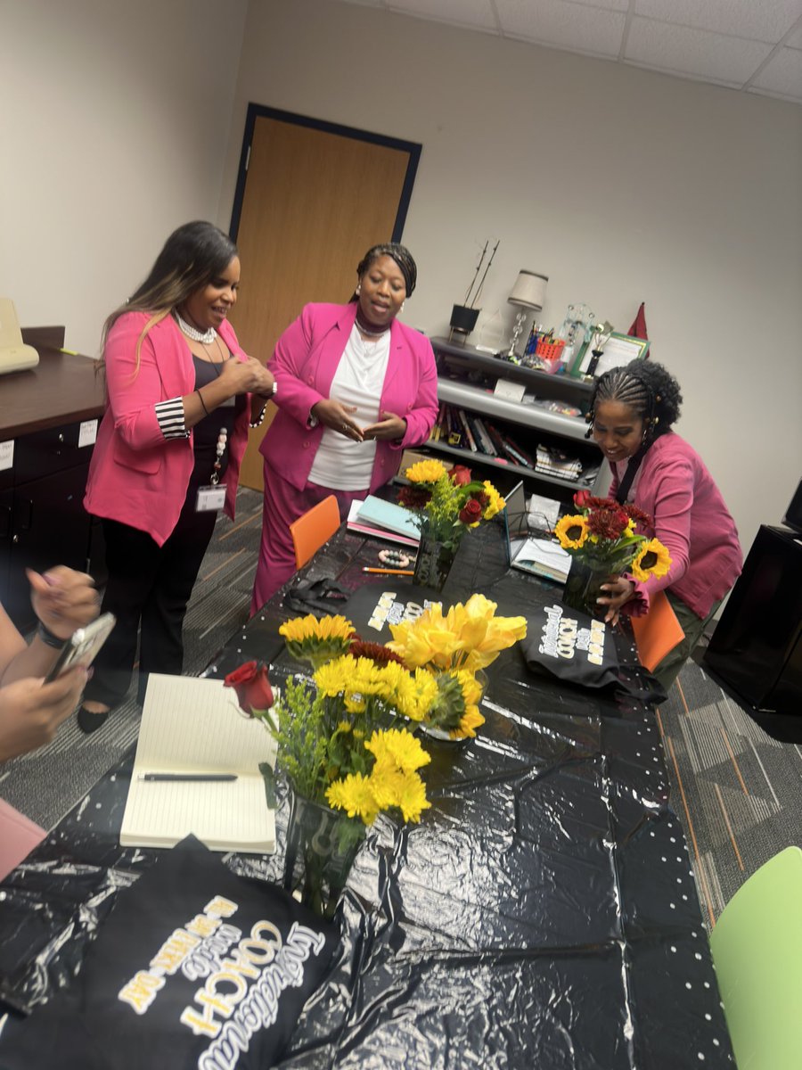 Lindsey Rutledge tweet media