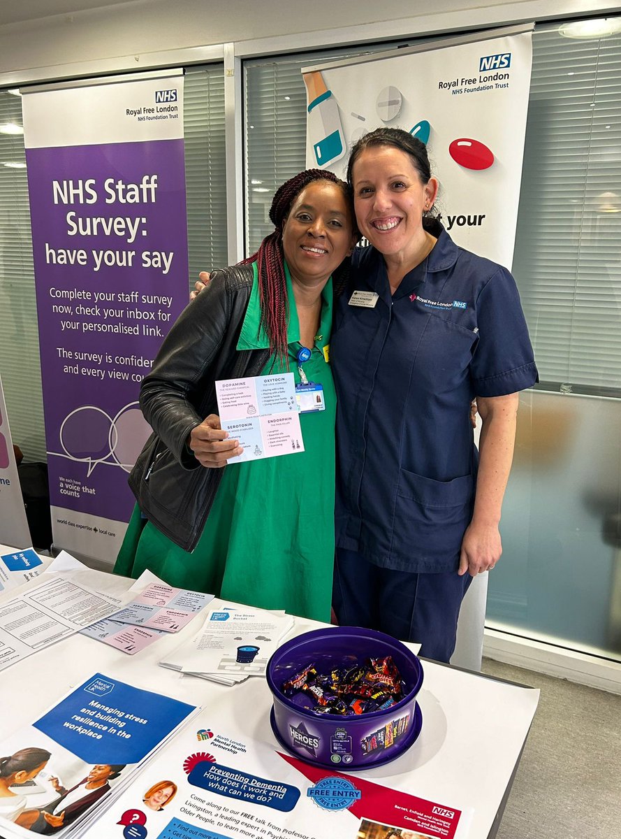 💚World mental health day 💚
Visiting Dellah’s stall today promoting awareness, support and wellbeing.
A big thank you for all you do supporting our patients and team barnet. <a href="/bevthomas66/">Bev Thomas</a> <a href="/YvonneGoddard5/">Yvonne Goddard</a> <a href="/RoyalFreeNHS/">Royal Free London</a>