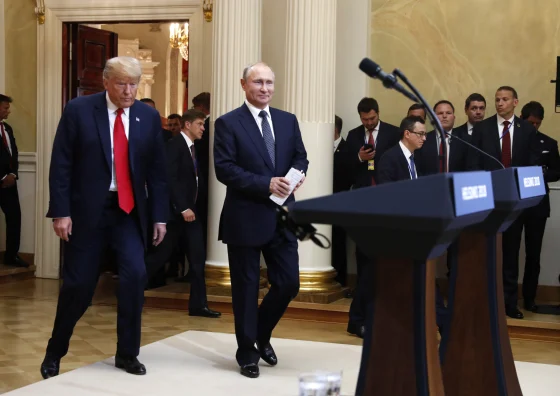 JoshWheelan's tweet photo. "You look and smell like shit, you decadent shit-smelling fat-pig. Follow me Идиот." 

#Trump 
#TrumpIsUnfitForOffice 
#Putin 
#Kamala https://t.co/lGXbly5Asf