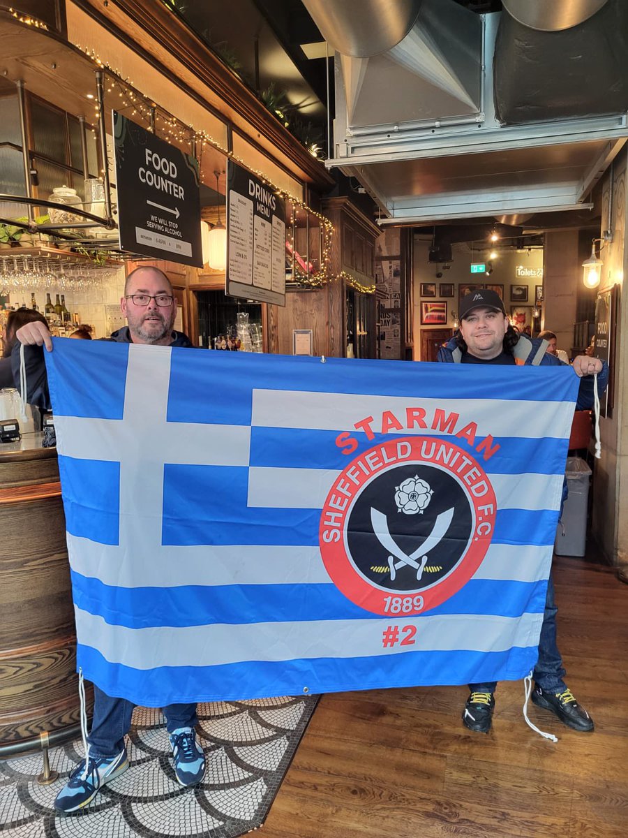 bronners_20's tweet photo. @englishblade 👏🏼 👏🏼👏🏼 #RIPGeorge https://t.co/g9nSvkhmxi