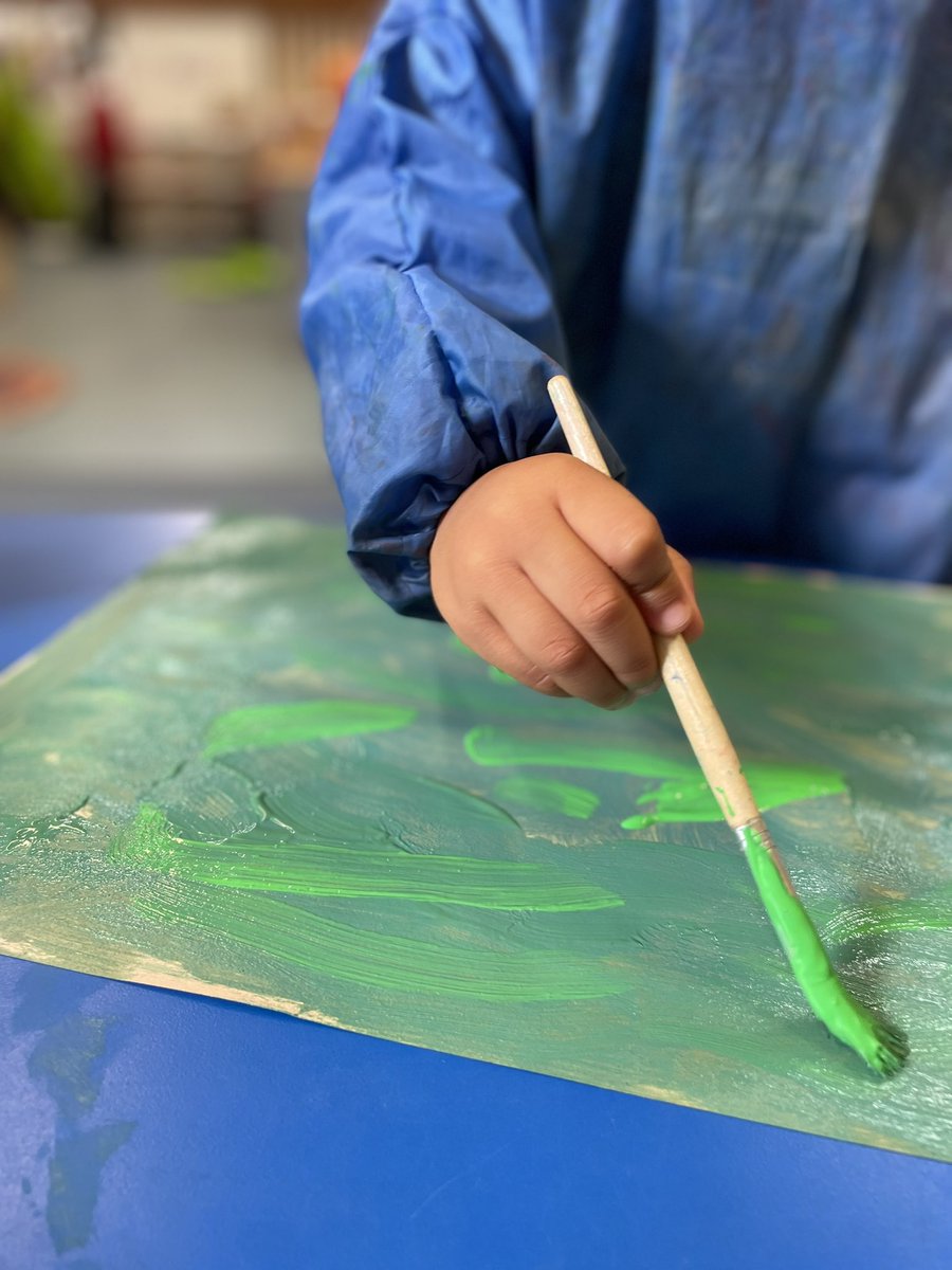 Pumpkin and leaf art project stage one - wow, what amazing, creative little children we have at Waunfawr! “I’m putting white it to make it lighter” that green is not green enough, put more blue in Miss Shepherd!” “It’s a small brush so my paint will be little” #eyfs