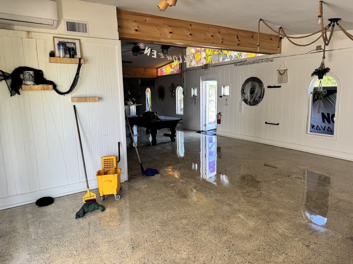 Hanhannah13's tweet image. No way we letting somone named MILTON. Take us out 💪 #FMB