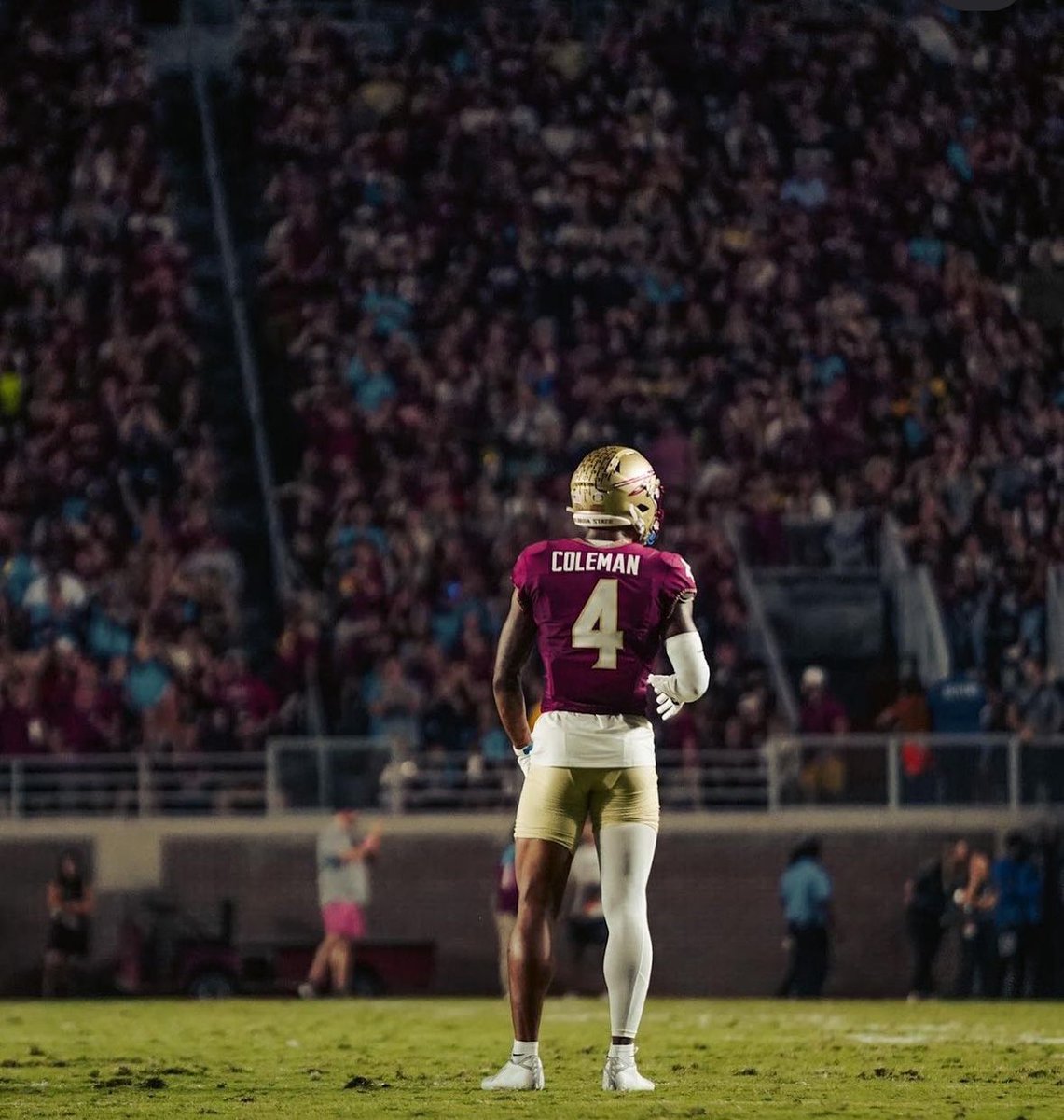 Blessed to receive an Offer from Florida State University!! 🍢 <a href="/Coach_Norvell/">Mike Norvell</a> <a href="/r81dugans/">Ron Dugans</a> <a href="/TramellJonesJr/">Tramell Jones Jr.</a> <a href="/JohnGarcia_Jr/">John Garcia, Jr.</a> <a href="/adam_franco/">Coach Franco</a> <a href="/Cocoa_Schneider/">Ryan Schneider</a>