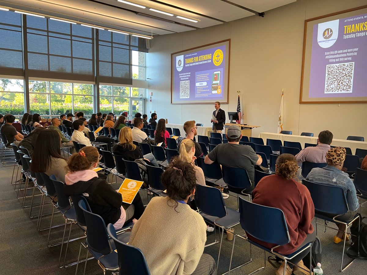 Huge thanks to all the amazing students who joined us for our event with the RI Brewers Guild! Your enthusiasm made it a fantastic evening of learning and networking. Cheers to future collaborations and unforgettable experiences! #ricmeansbusiness #BusinessAndBrews #FutureLeaders