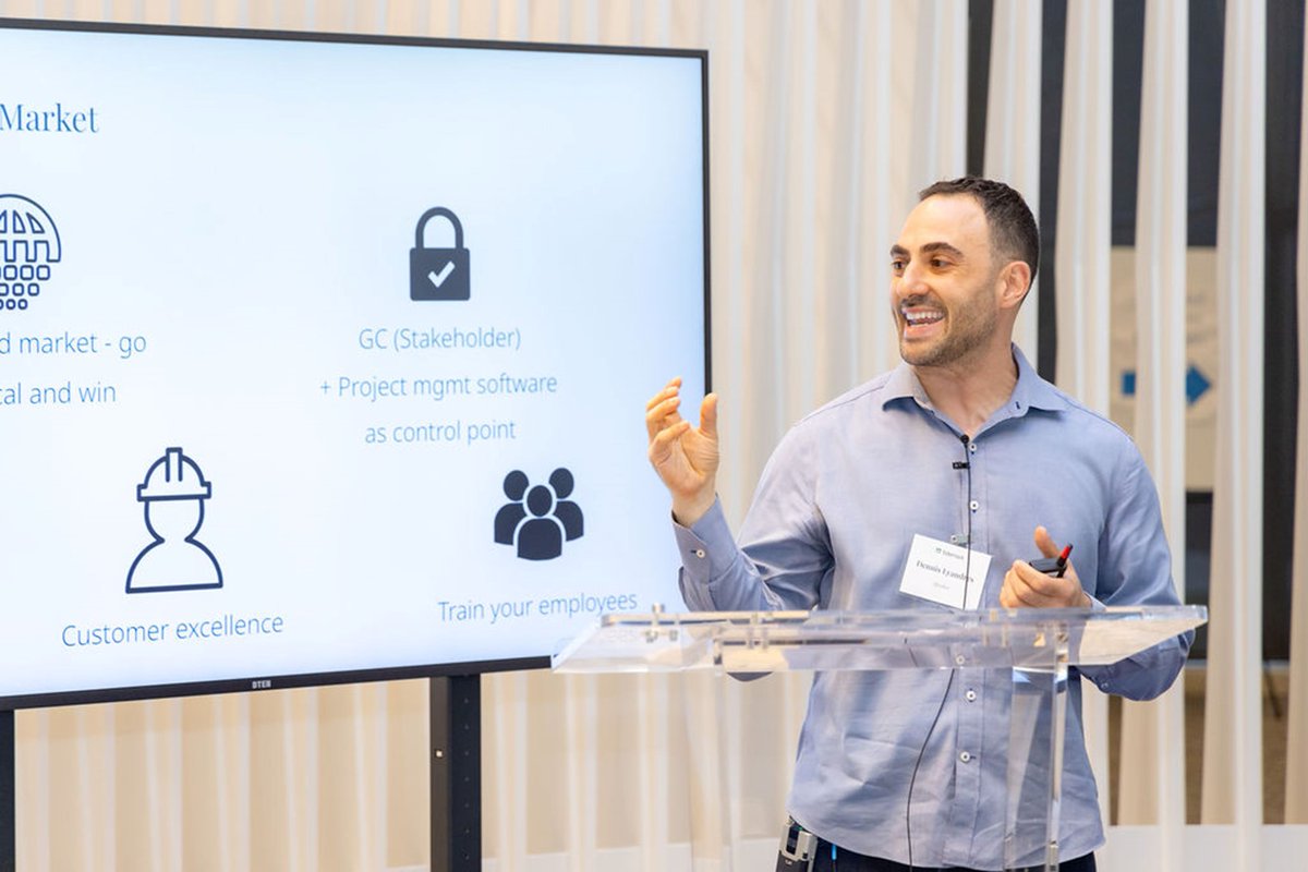 Dennis Lyandres, former CRO of Procore Technologies, led a keynote session on scaling GTM at our VSaaS Collective Live event. The event's goal was to bring VSaaS CEOs together to learn from each other and from executives like Dennis, who have walked similar paths before. 

Key