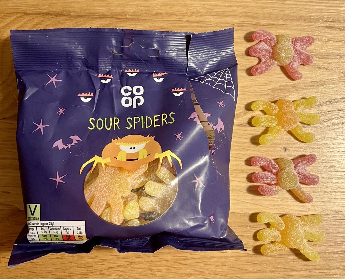 Saupe Lab Oxford (@erinsaupe) on Twitter photo Oh, <a href="/mycoopfood/">Central Co-op Food</a>, shame on you. Six legs on a spider?! 🕷️ And where are the chelicerae and pedipalps? 🎃👻 Oh, <a href="/mycoopfood/">Central Co-op Food</a>, shame on you. Six legs on a spider?! 🕷️ And where are the chelicerae and pedipalps? 🎃👻