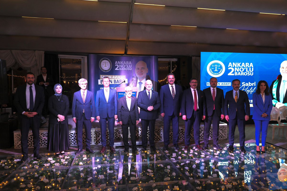 Ankara 2 No’lu Barosu Başkanı ve yeniden Başkan Adayı Av. Sabri Hafif’in “Saygın Avukat, Etkin Baro, Güçlü Savunma” mottosuyla düzenlemiş olduğu 2024-2026 yıllarını kapsayan Vizyon, Strateji, Politika Toplantısı’nda birbirinden kıymetli meslektaşlarımızla bir araya geldik.