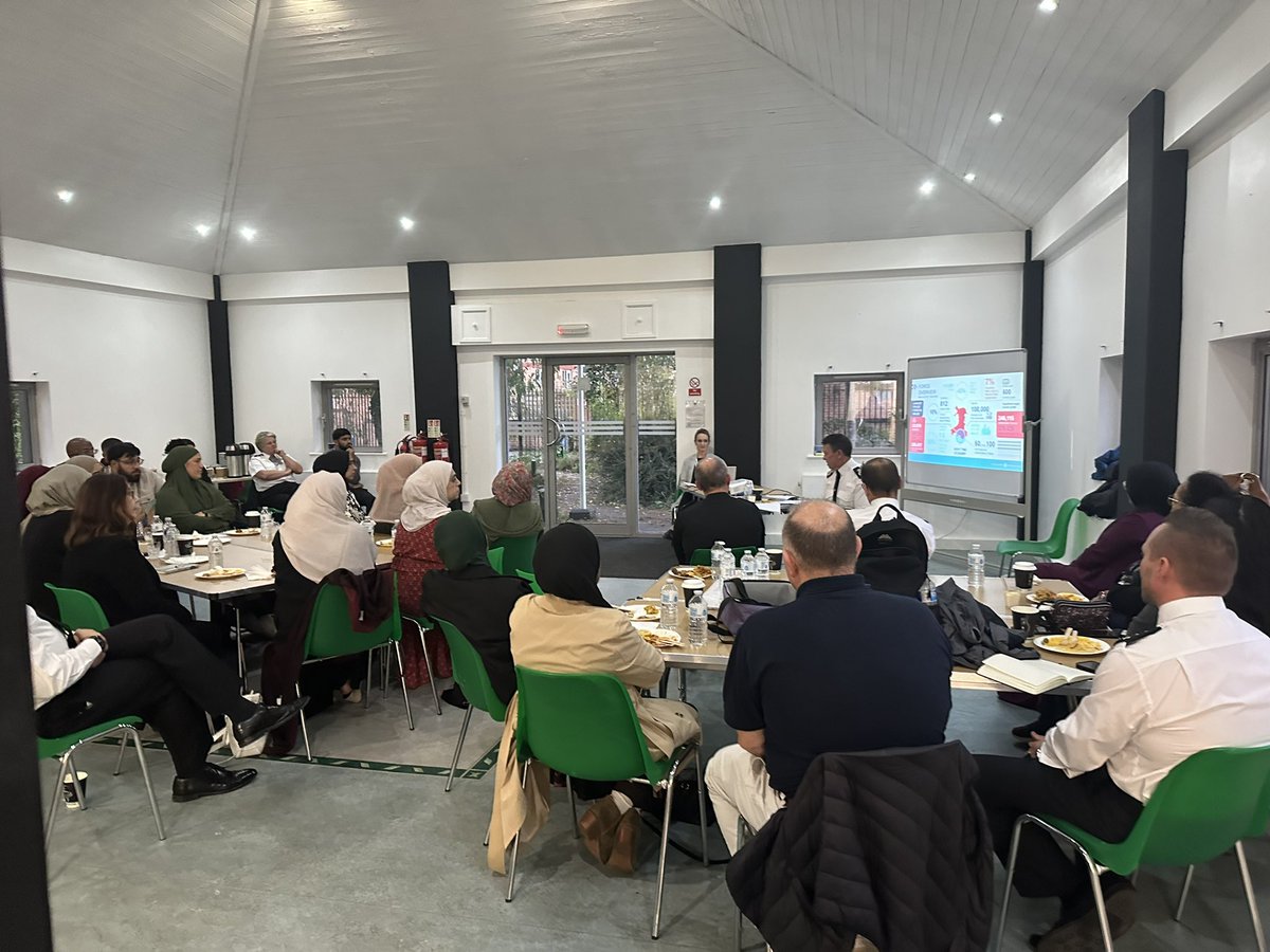 AmanahCymru's tweet photo. Amanah hosted a great event in collaboration with South Wales Police. The Chief Constable Jeremy and many other senior police officials. Jeremy Vaughan is hosting a number of events and this was the first in Cardiff. The main takeaway was building relationships https://t.co/QQWlAZDLGB