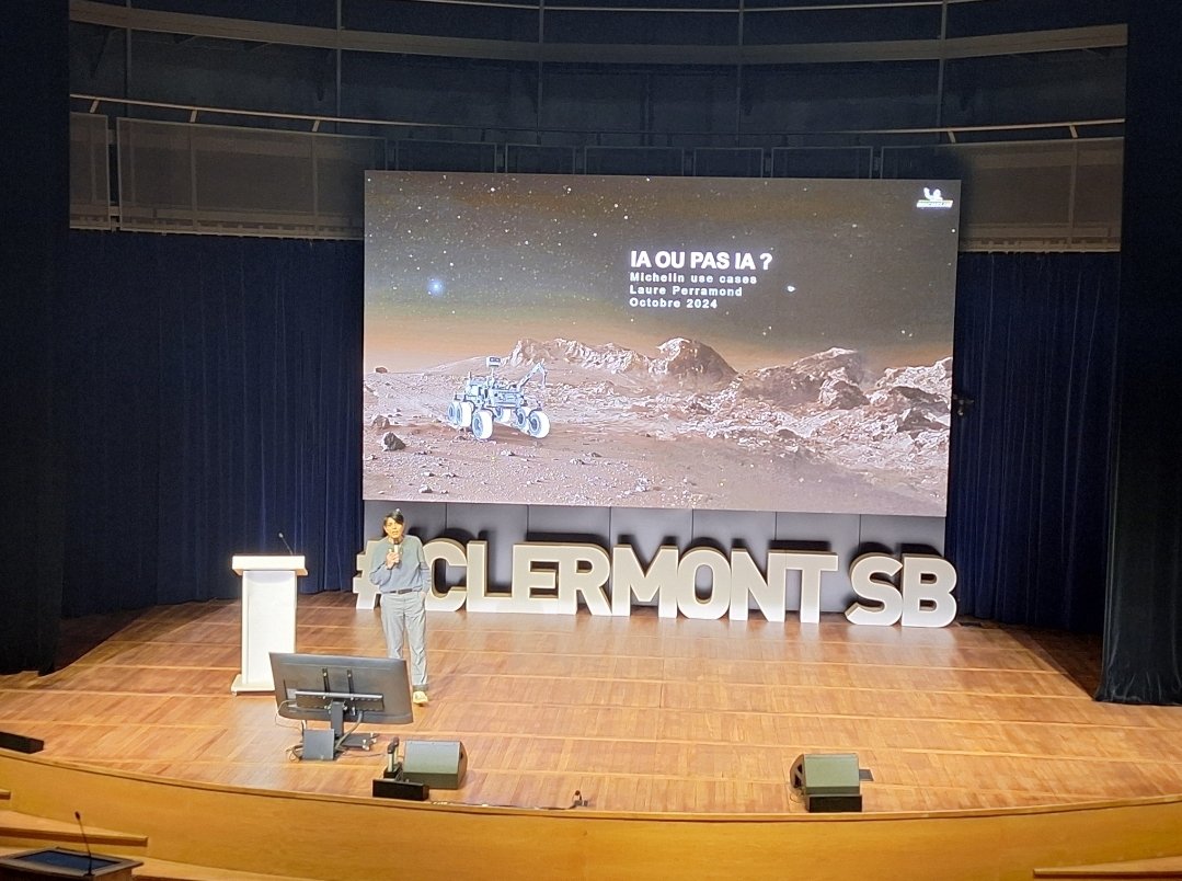 AuvergneMarque's tweet image. C&apos;était ce matin ! 🚀 Un bel évènement pour échanger #marketing #comresponsable #RSE avec un volet #IA organisé par @clermont_sb &amp;amp; @Chaumeil ! De vrais enjeux du quotidien pour nos entreprises et nos territoires ! 🍃✨️ #auvergne #avenir #tech #communication