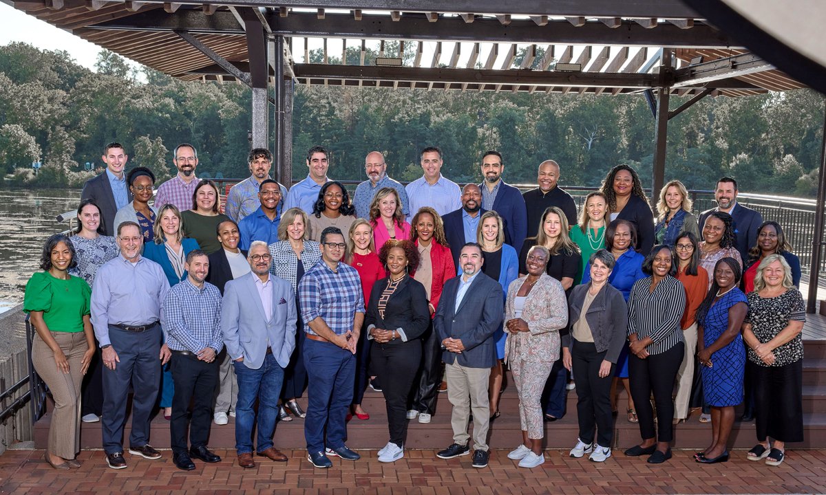 LHC is thrilled to welcome the Leadership Premier Class of 2025! This year, 42 accomplished professionals from diverse businesses and nonprofits have joined our signature program for senior-level leaders. We can't wait to see the positive impact they’ll make in our community!