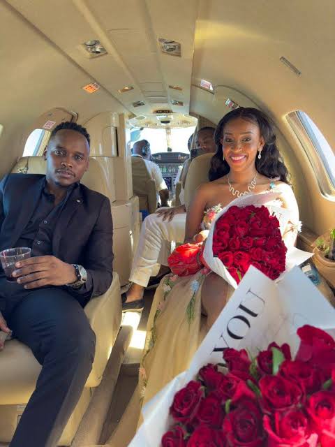 georgediano's tweet photo. The Rich Guy's Humbling- Ilighulwa, Ilighulwa, Weeeeeeweee, Walighulaa Manyondoos!!

I fly planes & drive a cayenne (yes, that's how he liked to introduce himself) was the kind of guy who believed that his besha farifari was the answer to everything. Short, flashy & always decked out in the Bolo's designer suits, he had a reputation for boasting about how his money made him irresistible to women. 

Every time he was with his colleagues at the yard, he'd pull out his iphone and scroll through pictures of expensive yatch and luxury vacations, with a smirk plastered on his face. “Women don’t care about looks or charm,” Jose Carmago the car dealer would say. “It’s all about the cash. And lucky for me, I’ve got plenty of it.” 

His followers on X were tired of hearing about his dating exploits. “I could have any woman I want,” he bragged to anyone who would listen. “That’s why I date Cera- pure class and taste. She knows I’m the total package.” 

In reality, Carmago had dated Cera, a sharp, curvaceous, stunning woman who certainly enjoyed the luxuries of life but was far more attracted to wit and conversation than to Carmago's gold-plated ego. As the days went by, Carmago spent more time flaunting his money and less time paying attention to his woman. 

One day, Carmago invited Cera to a meeting he was having with a very oiled investor by the name "Tim" at a 5-star hotel along Mombasa rd. Tim was an unassuming guy, quiet, and more interested in finishing his crossword puzzles than in Carmago's endless monologues. 

Still, he nodded politely as Carmago bragged about his latest aeroplane business and his “unshakable” relationship with Cera. Tim raised an eyebrow but said nothing. Little did Carmago know, while he was busy boasting to the world about his lifestyle, Tim had something much more valuable—genuine attention, wealth, a sense of humor, makagare kubwa & a willingness to actually *listen*. 

Ladies & gentlemen, that was the day kitimbua kilianza kuingia Mchanga for our favorite car dealer. Aligongewa na sii ndipo, alilambiwa na sii mchuzi, alisongeshewa beacon from kiambu Rd all the way to Oyugis. Turns out, while Carmago was busy believing his money could buy loyalty & shumekiariing his online audience, Cera had fallen for Tim's down-to-earth charm and ability to make her laugh—a skill far more valuable than Carmago's Porsche cayenne. 

As the reality sank in that hii imeenda, Carmago sat at his desk, staring at his phone, cutting onions as he listened to Dunia Haina Huruma by Bahati Bukuku. He realized there were no luxury cars, no private jets, and no piles of cash that could fill the gaping hole where his self-awareness should have been. 

And as for Tim? Well, he didn’t need a private jet to sail into the sunset with Cera. A crossword puzzle and a cup of coffee were enough to become the chief of staff at kamariny wet stadium where pipe laying was the tender as far as horizontal engineering is concerned. 

Our boy ni marudurudu tu anaona, UpTo date hajawai amini aligongewa msabwanda. He's in a relationship just to prove online heiraaas that he can pull hoes. But you can't tell a wounded soldier by his behavior. Months later after breakup, he's accusing Cera of liaising with his former business partner "Tim" to try to eliminate him. 

Since the boy has refused to enroll for our September intake in Kalahari Desert University of Applied Sciences & Technology (K-DUST), we leave the matters to the Mugumo gods to decide his fate bcoz waligusaa Murimaa. Eloi, Ruto Must Go.🥹
