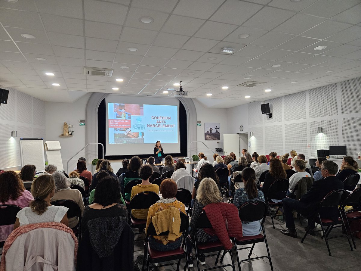 8ème jr #EARS  @EC83. Le harcèlement, ac focus sur méthode Cohésion. Créer contexte de bientraitance, notion &amp; esprit qui vt au-delà de la bienveillance. But: amélioration durable du clim scol, de la santé et de l'équilibre des jeunes qui y st confrontés <a href="/Apelnationale/">Mouvement des Apel</a>
 <a href="/EnsCatho/">Enseignement catho</a>