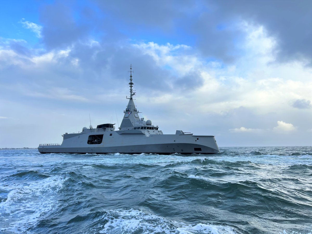 navalgroup's tweet photo. ⚓🇫🇷 07.10.2024 - L'Amiral Ronarc'h, première #FDI, prend la mer 📸

@DGA - @MarineNationale https://t.co/VmzQwSNPCg