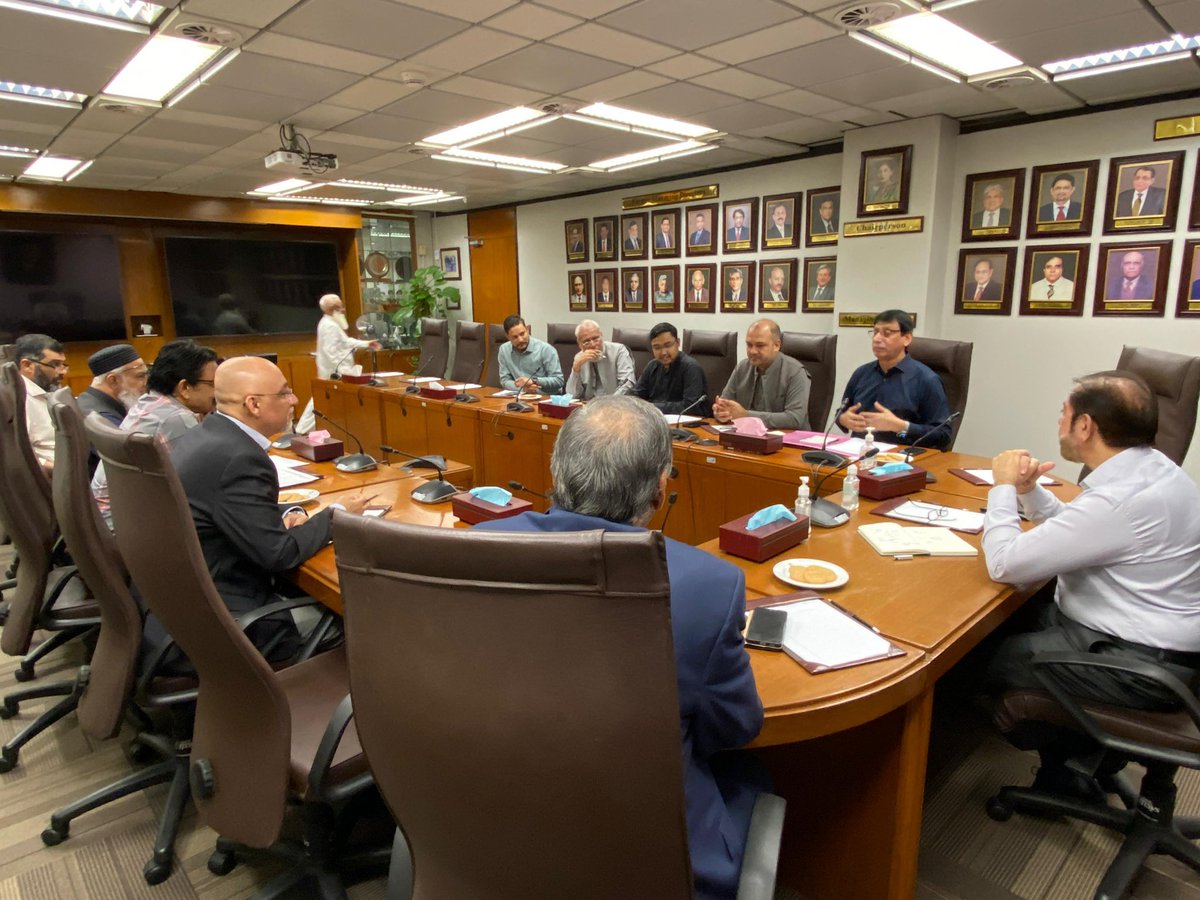 SyedAminulHaque's tweet photo. Visited Sui Gas Company &amp; met with Acting MD to address the severe gas supply issues in Orangi &amp; Karachi. Highlighted the need to fix infrastructure, rectify overbilling &amp; improve gas pressure.

We’ve been assured improvements will be made in the coming weeks. #OrangiTown #NA246 https://t.co/Jk9pAi7KIc